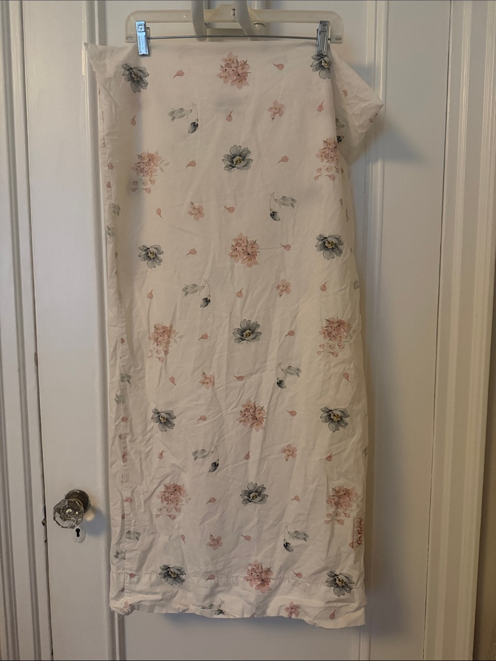 Cath Kidston White Floral Bedding Sheet with Pink and Gray Blooms